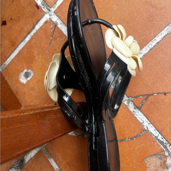Chanel dress shoes flats Jelly shoes Camellia flower Thong Sandals - Picture 5 of 7
